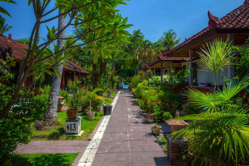 Hotel Angsoka Temukus Exterior photo