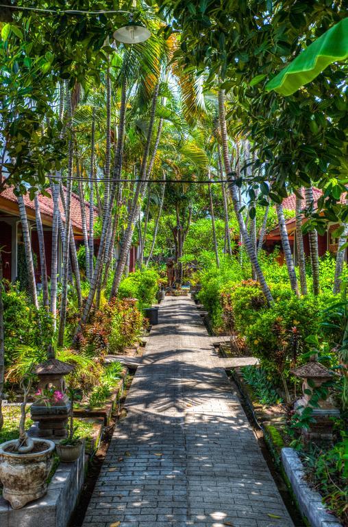Hotel Angsoka Temukus Exterior photo