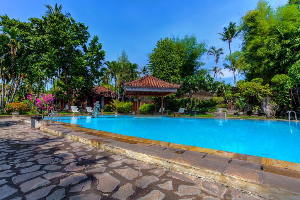 Hotel Angsoka Temukus Exterior photo